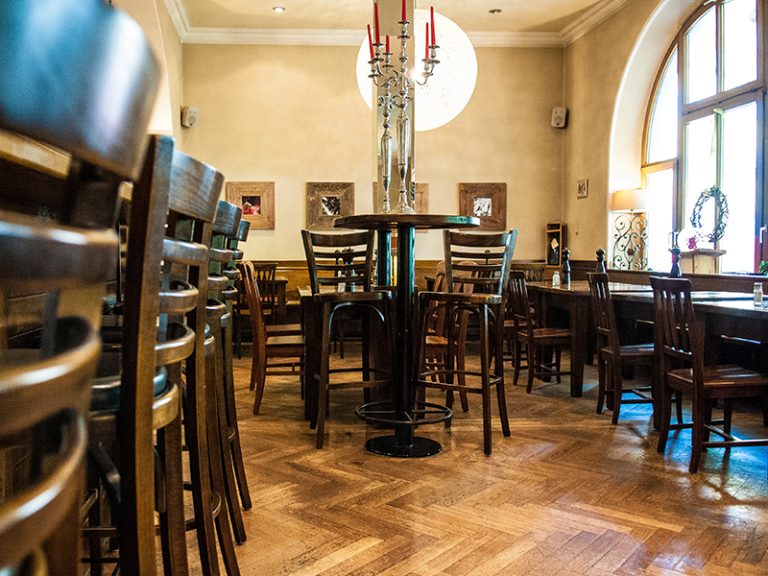 La Piazza — Restaurant