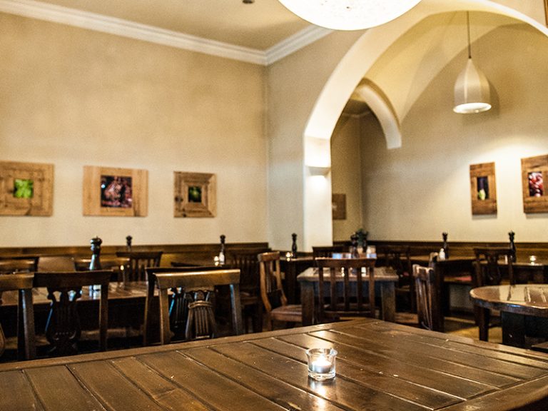 La Piazza — Restaurant